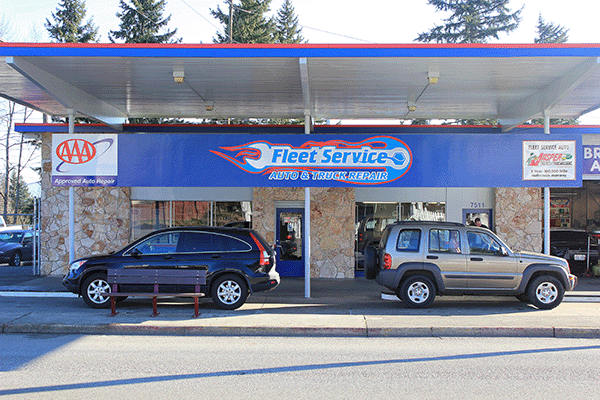 Fleet Service Auto and Truck Repair Everett Front of Store